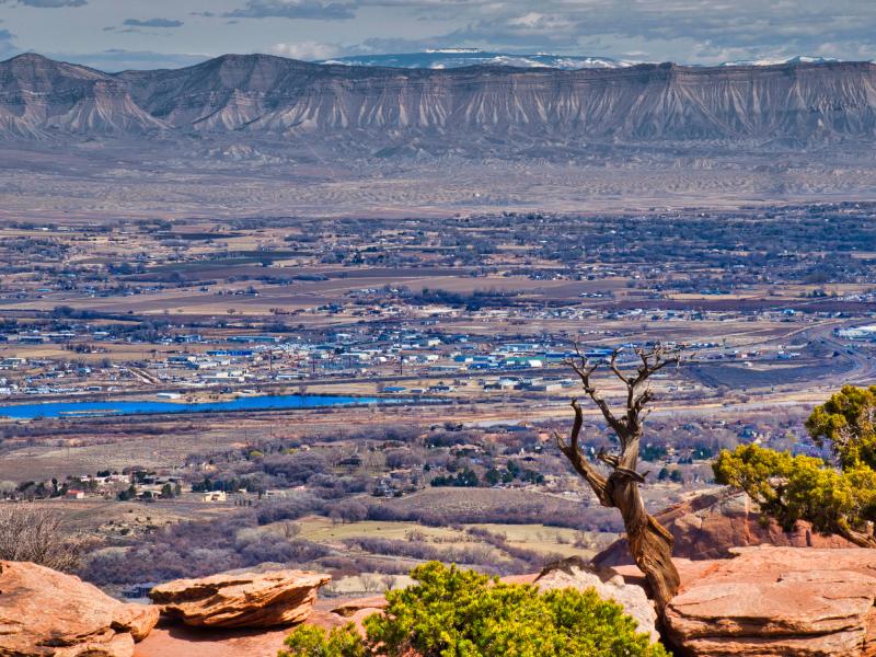 Grand Valley with Bookcliffs